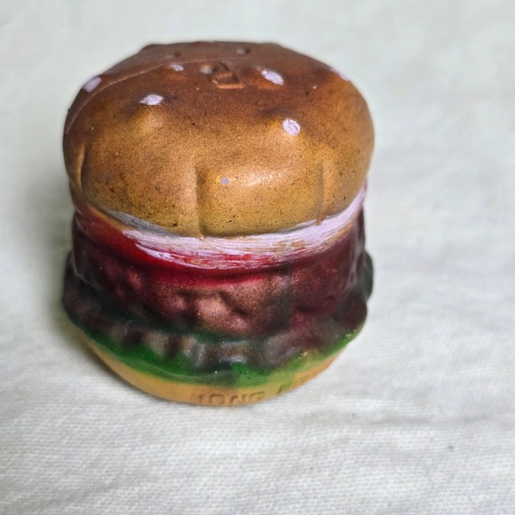 Vintage Hamburger Pepper‎ Shaker Novelty Kitchen Decor Hong Kong - Picture 3 of 7